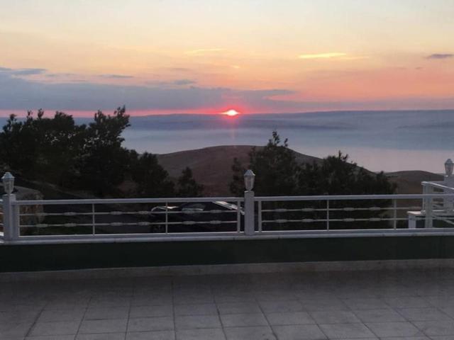 Golden Rays Chalet Мадаба Екстер'єр фото